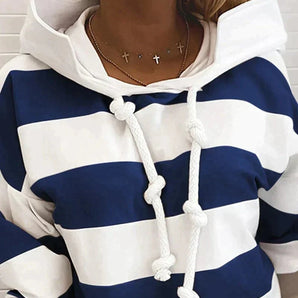 Avencea – Classic Marine Stripe Hoodie in a Warm and Fashionable Design