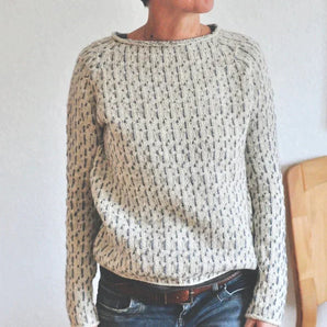 Avencea - Elegant Gray Sweater with Boat Neck - Timeless Style and Design