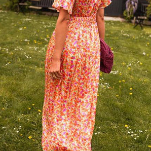 Avencea - Elegant V-neck Dress - The Perfect Blend of Style and Comfort