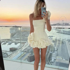 Avencea - Strapless Ruffled Cocktail Dress