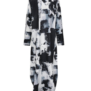 Avencea | Long Chain Shirt Dress with Button Closure in Black