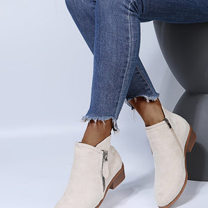 Avencea - Comfortable Boots with Side Zipper for Year-Round Use
