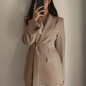 Avencea - Elegant, High-Quality, Modern-Cut Blazer Coat