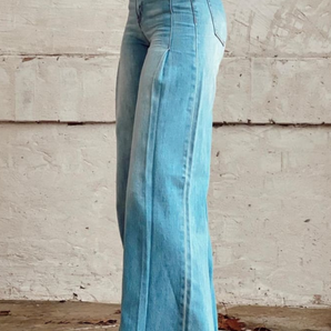 Avencea | Wide-Cut Designer Jeans