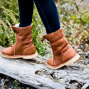 Avencea Boots with Cozy Wool Lining