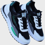 Black breathable mesh running sneakers for men, size 44, featuring a lightweight design ideal for sports and walking.