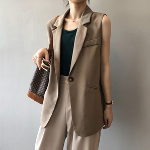 Avencea | Sleeveless Blazer