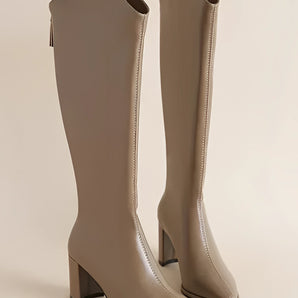 Beige knee-high leather boots with block heel and side zipper, featuring a stylish and comfortable design ideal for fall fashion, shown in the shade Cachi and size 43.