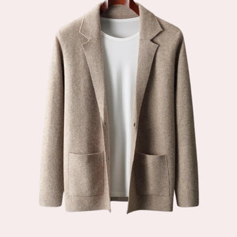 Beige women's oversized wool blazer with notch lapel and long sleeves, in camel color, size 2XL.