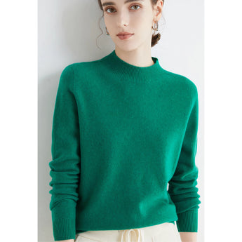 A green, 2XL women's cashmere crew neck sweater with long sleeves, ideal for winter fashion.