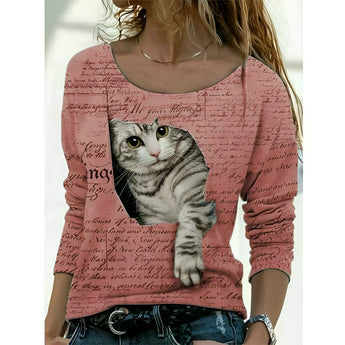 Pink 5XL women's pullover with a cat print design and French script, featuring long sleeves and paired with jeans.