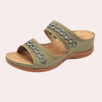 Colorful women's bohemian beaded slip-on sandals in green, size 42, featuring a mix of brown, beige, and electric blue details with a leather finish, perfect for summer fashion.