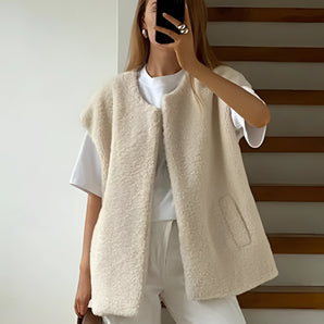 Cream Teddy Vest - Women's Sherpa Jacket with Pockets for Winter Fashion