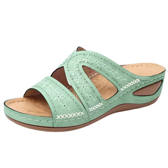 Embroidered Floral Women's Sandals in green, size 43.