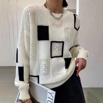 White geometric checkerboard knit crewneck sweater for women in size 2XL, showcasing long sleeves and a comfortable fit.