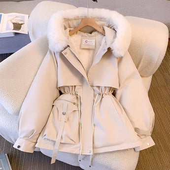 White luxury fur-trimmed hooded parka in size 3XL, featuring a stylish design with insulated material suitable for winter. The coat has a clear focus on fashion with notable elements such as a buttoned front and a structured collar, complemented by long sleeves and attention to detail in the textile work.