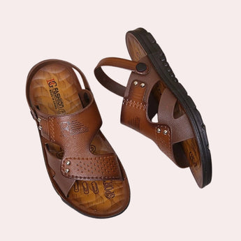 Men's dark brown leather sandals with adjustable straps and breathable design, suitable for outdoor walking and sportswear activities, size 47.