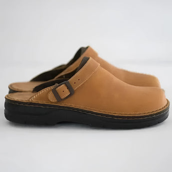 Men's orthopedic tan leather slip-on clogs in beige, size 48, suitable for casual and work wear.