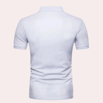 Men's light blue slim fit polo shirt made of breathable cotton fabric, featuring short sleeves and a classic collar design for a casual, sporty look.