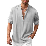 Men's gray v-neck linen shirt in size 2XL, featuring a lightweight and breathable fabric ideal for summer, with emphasis on the shirt's short sleeves and relaxed fit.