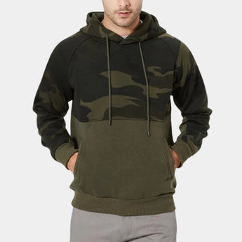 Men's green camouflage hoodie designed for tactical use featuring long sleeves, a high collar, and a comfortable fit, ideal for hunting and outdoor activities.