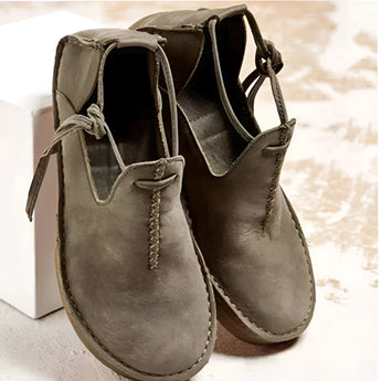 Navy suede leather chukka boots for men featuring a stylish design with a green color variant, size 43.