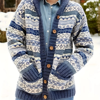
A chunky knit wool-blend cardigan featuring a Nordic pattern in blue, black, and grey colors, with a tartan-inspired design. The cardigan has a high neck, long sleeves, and a cozy collar, ideal for winter weather. The size shown is 2XL.