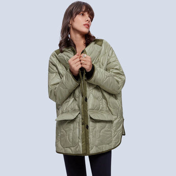 Oversized Green Women's Quilted Puffer Jacket - Lightweight, Casual Autumn, with long sleeves, a high collar, and a comfortable fit, showcasing the arm and shoulder details.