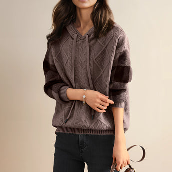 Brown Ash XXL cable knit sweater with a luxurious textured design, featuring long sleeves and a classic crew neck.