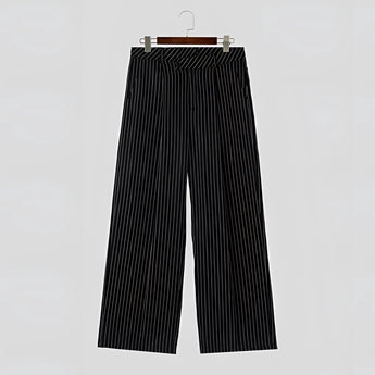 High-waist red striped palazzo pants featuring a wide-leg design in a Nero color, shown in 5XL size.