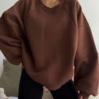 White puff-sleeve crew neck sweatshirt in XXL size, featuring a modern streetwear design with a classic and comfortable fit.