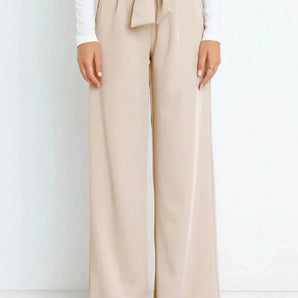 Avencea - Elegant Wide-Leg Trousers for a Perfect Look