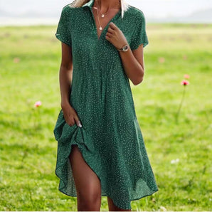 Avencea | Midi Dress with V-Neck in Floral Pattern