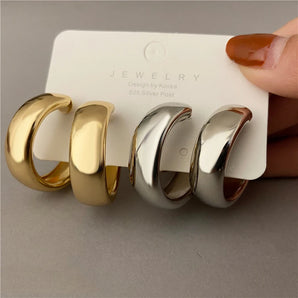 Wide Earring in Gold & Silver in Weighty Material