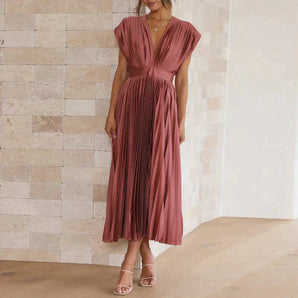 Avencea - Elegant Pleated Dresses for a Captivating and Refined Look