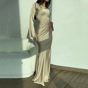 Avencea - Elegant Long-Sleeve Dress with Feminine Design