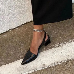 Schwarz pumps