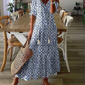 Bedrucktes langes Kleid mit V - Ausschnitt und Halbarm - Weber Baden - Casual Dresses