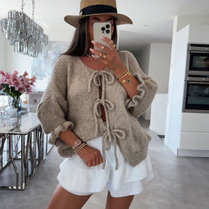 Avencea Fia Three-Quarter Taupe - Ultra Comfortable Material, Sizes XS-XL, Model Height 1.65 m