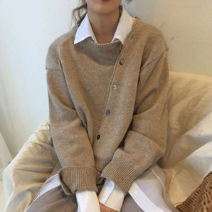 Avencea - Comfortable Cashmere Jacket with Luxurious Button Details