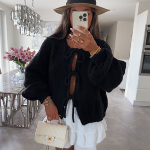 Avencea Fia Schwarz - Extra Soft Material, Suitable for Sizes XS to XL, Model Height 1.65 m